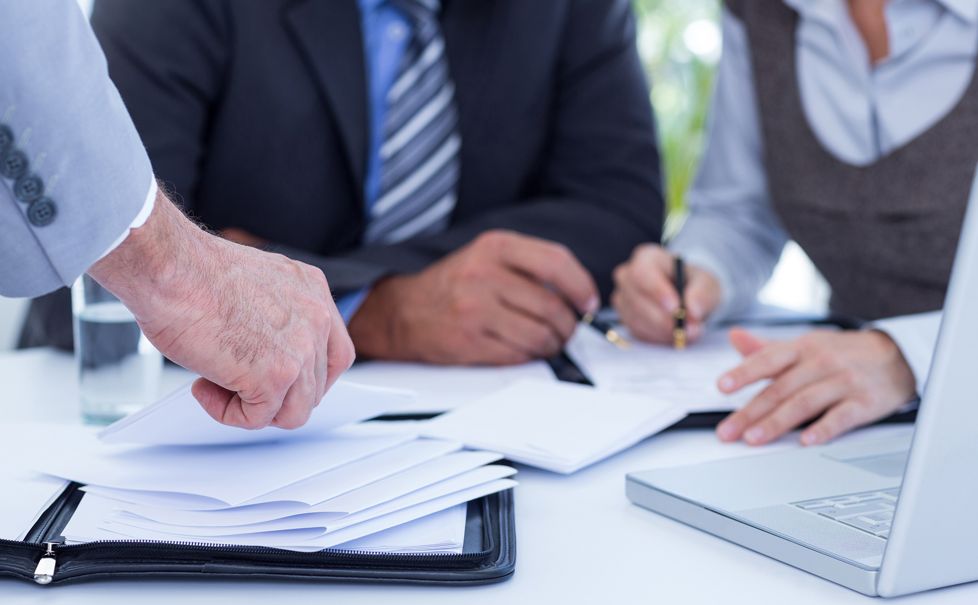 Constituir una empresa en República Dominicana: SRL, SA o SAS